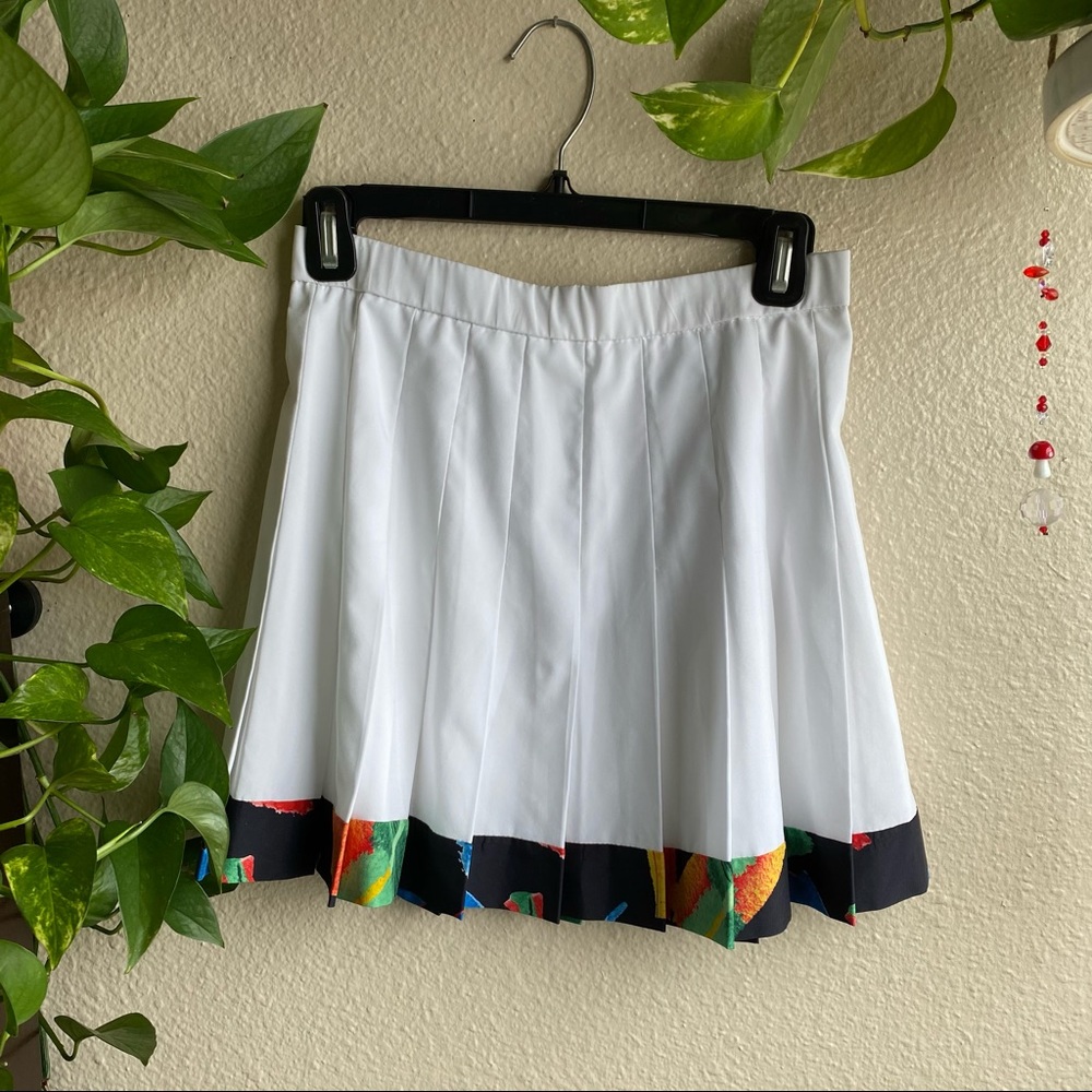✨SOLD✨Vintage pleated tennis skirt - Picture 2 of 5